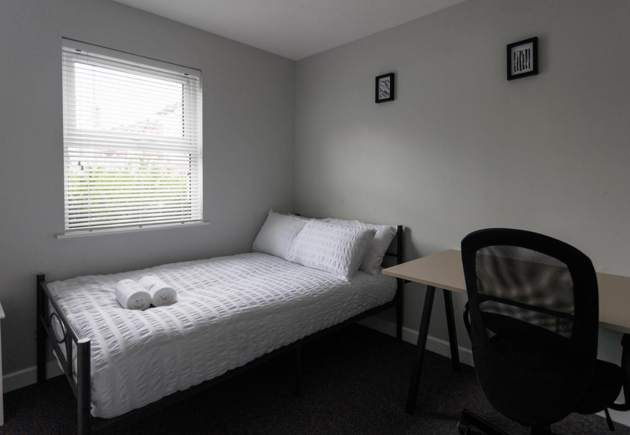 2 Bedroom Ground Floor Apartment Belfast Exterior foto